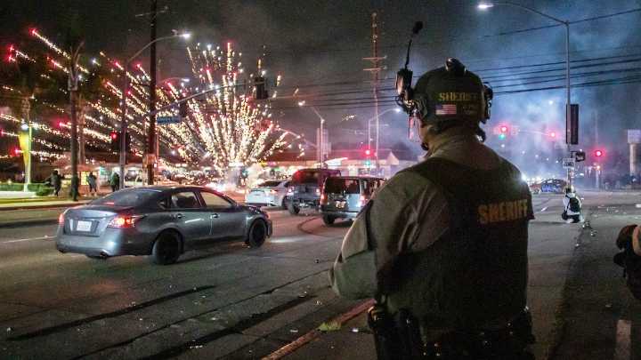 CBS Reporter Hit With Tear Gas During LA Immigration Raids: ‘I Can’t See Anything!’