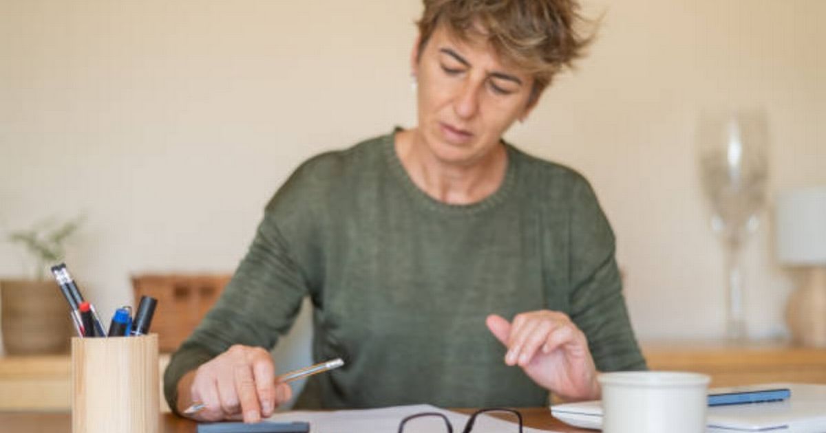 DWP handing £8,300 payments to women aged between 60 and 70