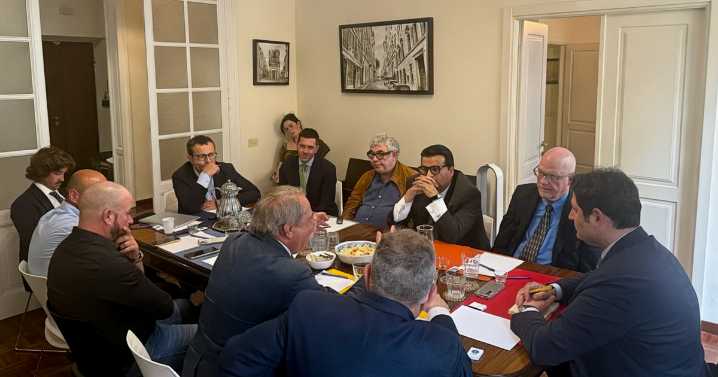 Roma, nuevo destino de la resistencia cubana en campaña para desfinanciar a régimen de La Habana