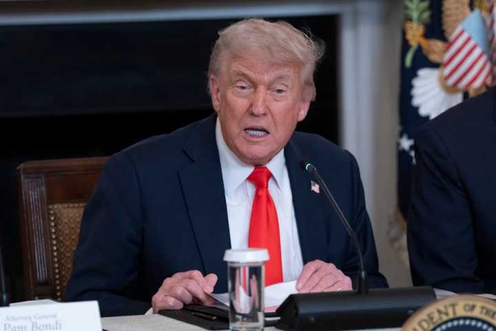 Amnistía cree que el veto de Trump a doce países "propaga el odio y la discriminación"
