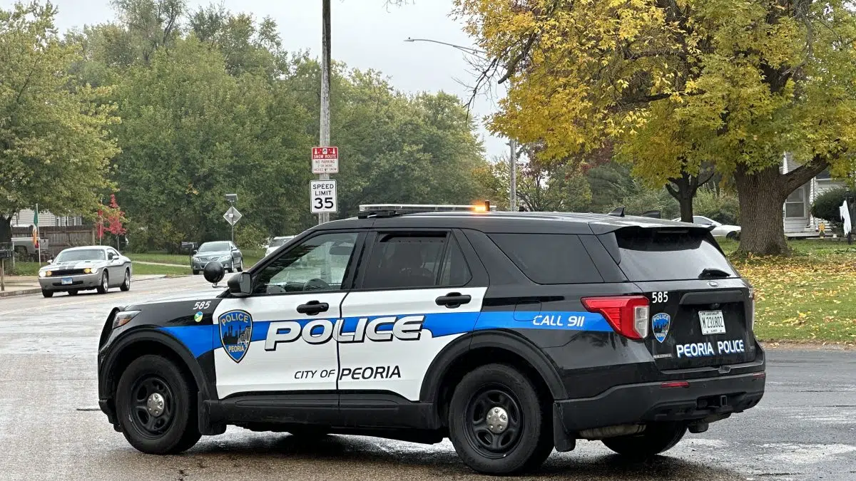 Peoria Police looking for hijacking suspect