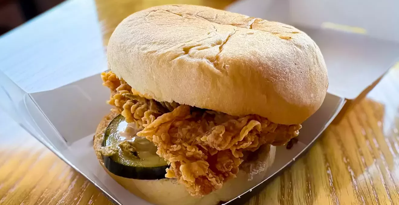 First 24-Hour Dallas Golden Chick Opens on Ledbetter Drive