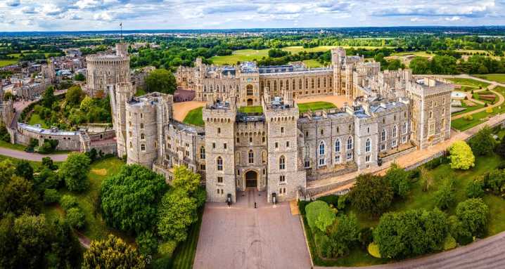 Man arrested after trespassing at royals' Windsor Castle
