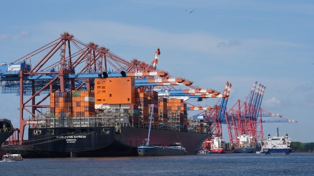 US trade deficit narrowed significantly amid Trump's tariff escalation