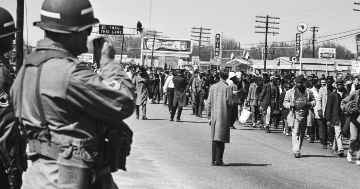 What happened when Lyndon Johnson federalized the National Guard