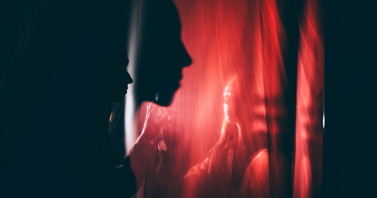 My Diagnosis Turned My Best Friend Into a ‘Cancer Ghost’