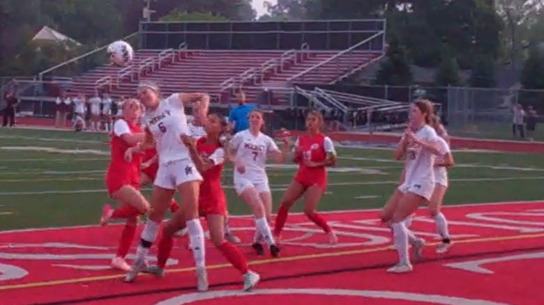 Video: New Boston Huron plays in regional championship game