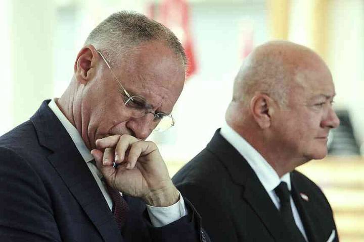 School shooting kills 11 in Austria