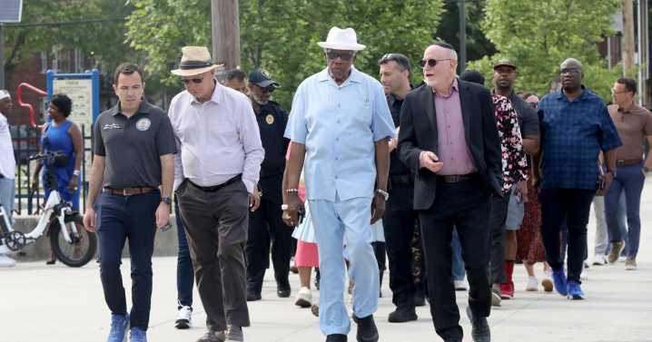GALLERY: Atlantic City Councilman Kaleem Shabazz leads community walk