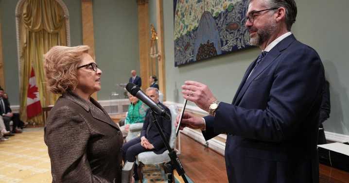 'Lost Canadians' bill tabled after judge sets November deadline for passage