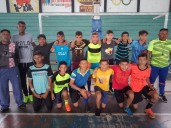 Selección de futbol de salón quiere participar en campeonato nacional, pero depende de la ayuda gubernamental