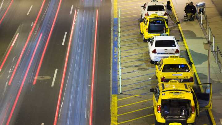 Phoenix airport raises taxi fares: What you'll pay to ride