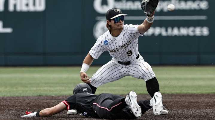 Wake Forest baseball wins 3rd straight elimination game at regional to force deciding game against host Tennessee