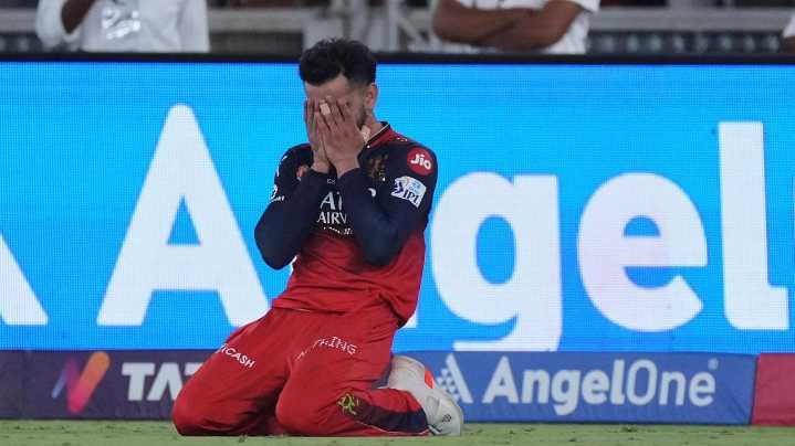 Bengaluru beats Punjab to win its first IPL title as Virat Kohli 'overcome with emotion'