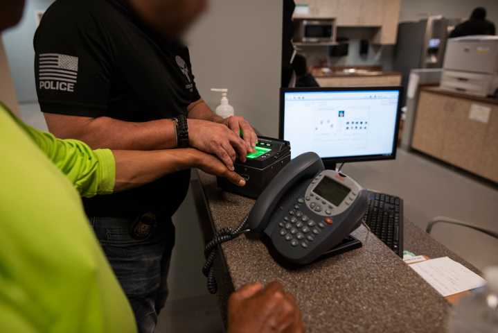 Casi 47 mil inmigrantes ya se han registrado ante DHS 