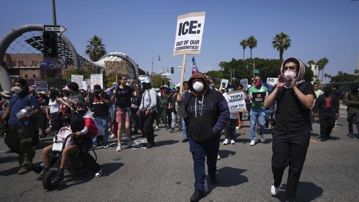 Candidates criticize Trump's National Guard move in LA