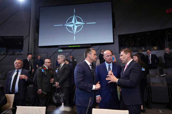 NATO to approve defense spending hike for new weapons