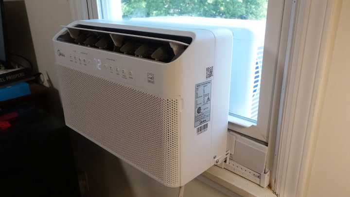 Midea recalls 1.7 million U-shaped air conditioners over mold concerns