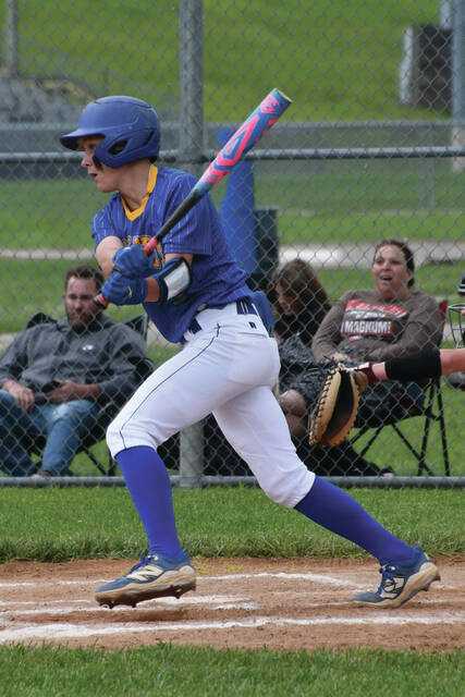 Greyhounds’ season ends in district semis