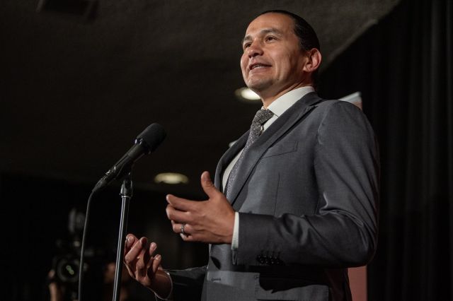 Manitoba premier eyes northern development that could include a pipeline
