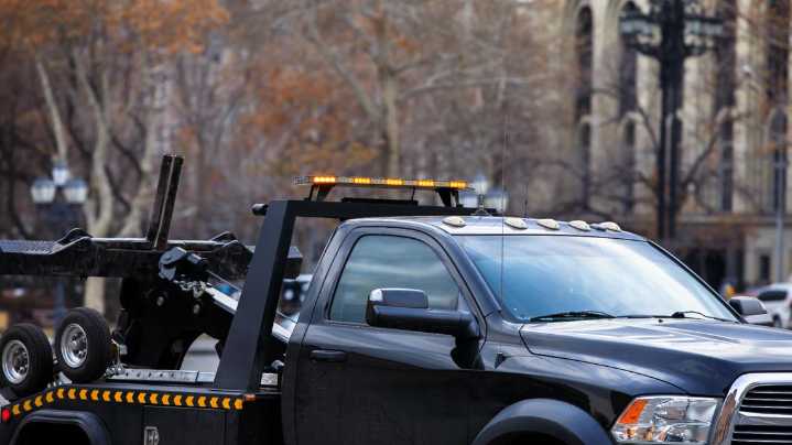 State bill targets towing fee regulations in 2025