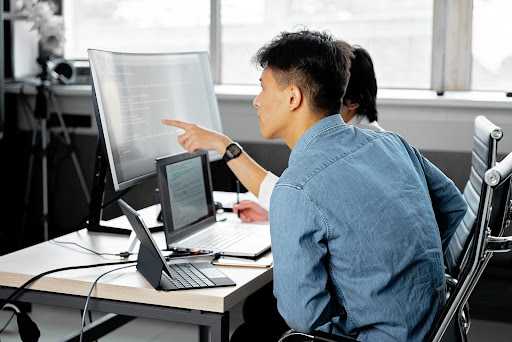 Protecting Your Tech Business With Tailored Insurance Plans