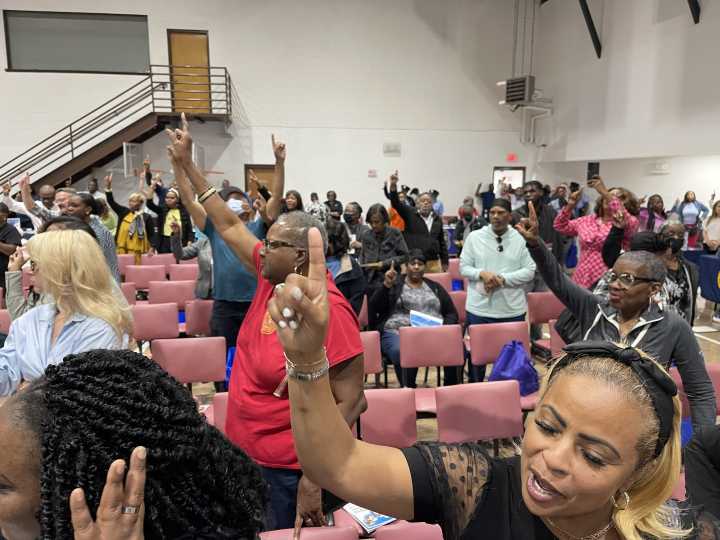 Mayor Parker hits the town hall circuit to promote $6.7 billion budget plan