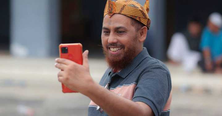 Bomb maker launches coffee brand and now insists he wants to 'brew peace'