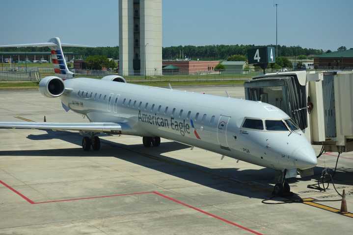 PSA Airlines To Introduce 1st Bombardier CRJ900 With New Interior Next Month