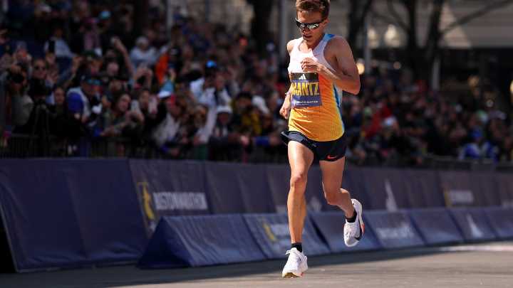 Connor Mantz eyes American record in 2025 Chicago Marathon