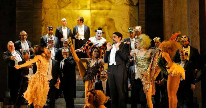 Review: Fascism and a clown suit: L.A. Opera's gripping new 'Rigoletto'