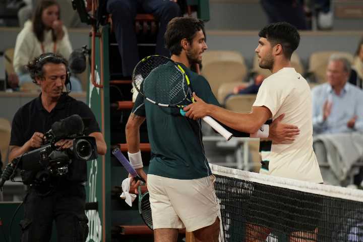 Carlos Alcaraz reaches French Open final after Lorenzo Musetti retires with injury in fourth set