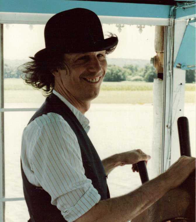 The River: Musician, steamboatman John Hartford’s life straddled two worlds