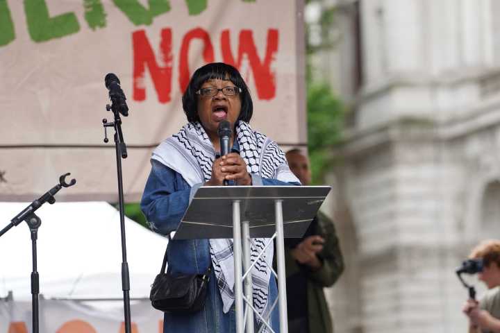 Abbott calls Starmer’s immigration comments ‘fundamentally racist’ at rally