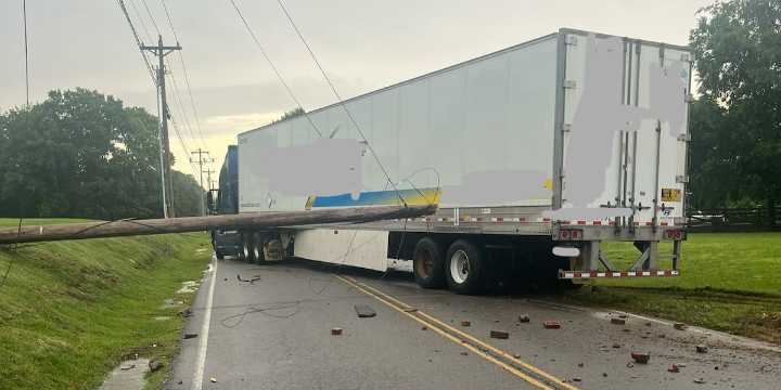 Fallen power pole, wires cause road closure in Wilson County