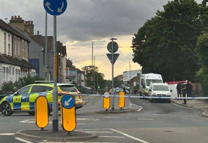 East Hill in Dartford shut due to police incident