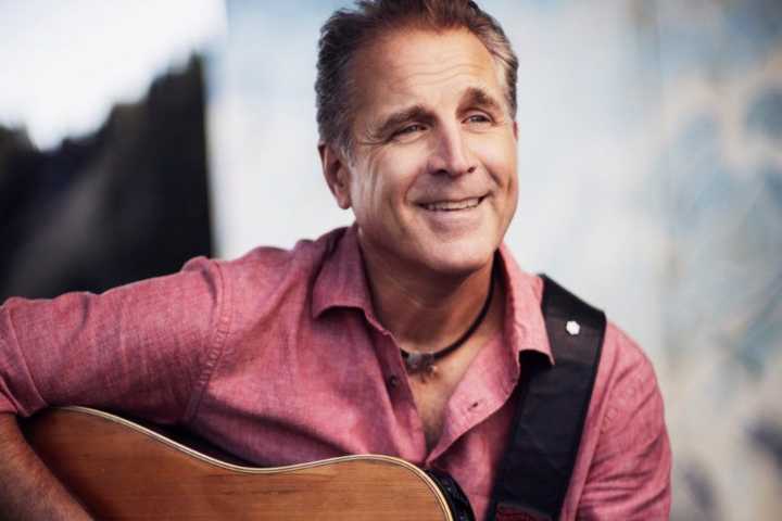 Séan McCann’s Great Big Canadian Road Trip stops in North Bay