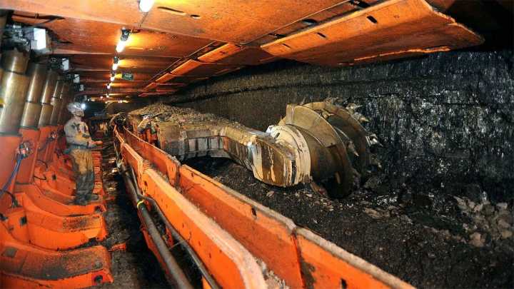Trump Administration OKs Expansion Of Montana Mine That Exports Coal To Asia