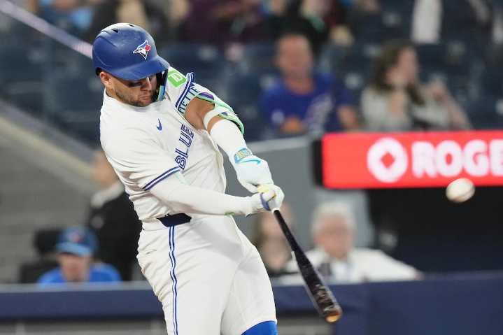 Bo Bichette homers as Blue Jays hand slumping Phillies 6th loss in 7 games
