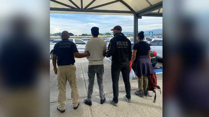 Man wanted for kidnapping & robbing woman in 2022 extradited from Panama