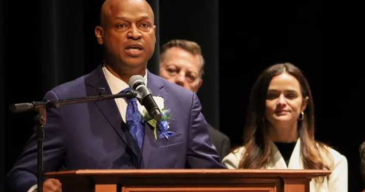Eye On Illinois: GOP won’t let Welch escape criticism for backing sports complex at alma mater