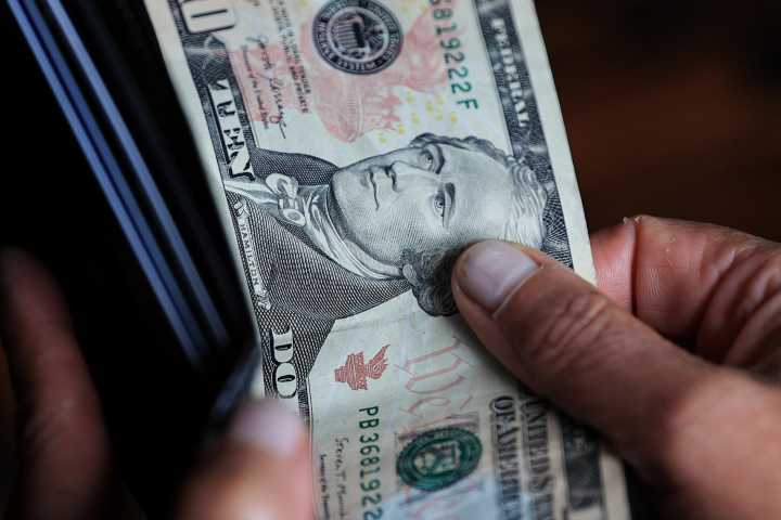 Remesas A México Bajan Un 2,5 % Entre Enero Y Abril De 2025