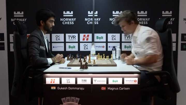 Watch: Magnus Carlsen slams fist after losing to chess world champion