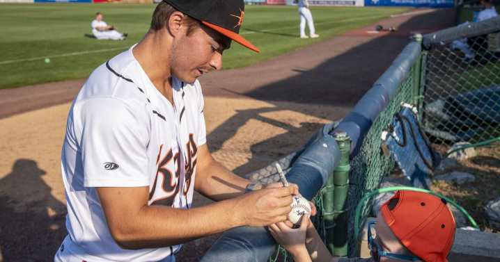 Keys fans celebrate Opening Day in midst of stadium improvements