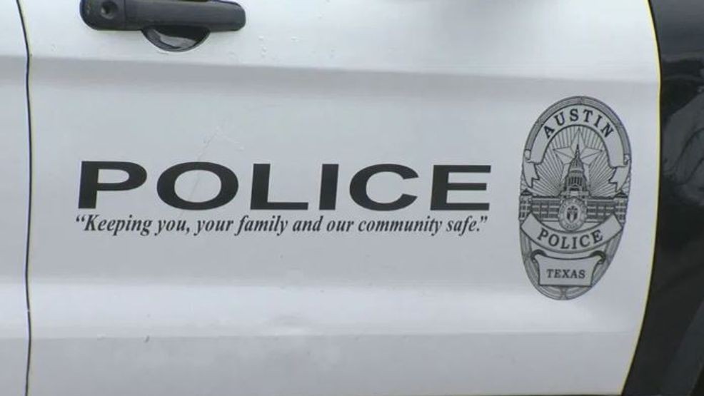 Man found dead outside South Austin library, no foul play suspected