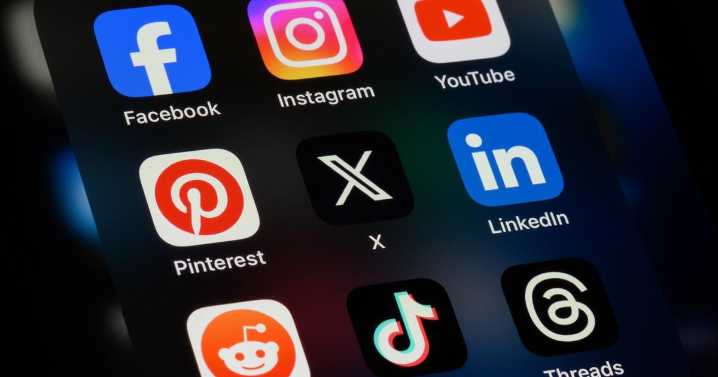 Florida appeals federal judge's ruling which blocks enforcement of social media ban for kids
