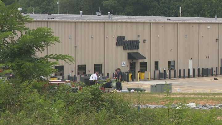Jacksonville police urge residents to avoid specified areas amid ongoing "incident"