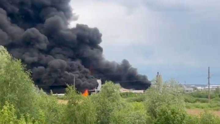Huge fire breaks out at Russian oil refinery after suspected Ukrainian drone attack