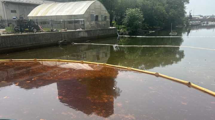 Baltimore officials, agencies work to contain 2,000-gallon diesel fuel spill in Harbor East