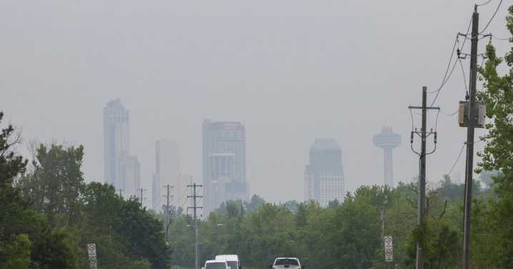 Wildfire smoke in Niagara to persist throughout weekend